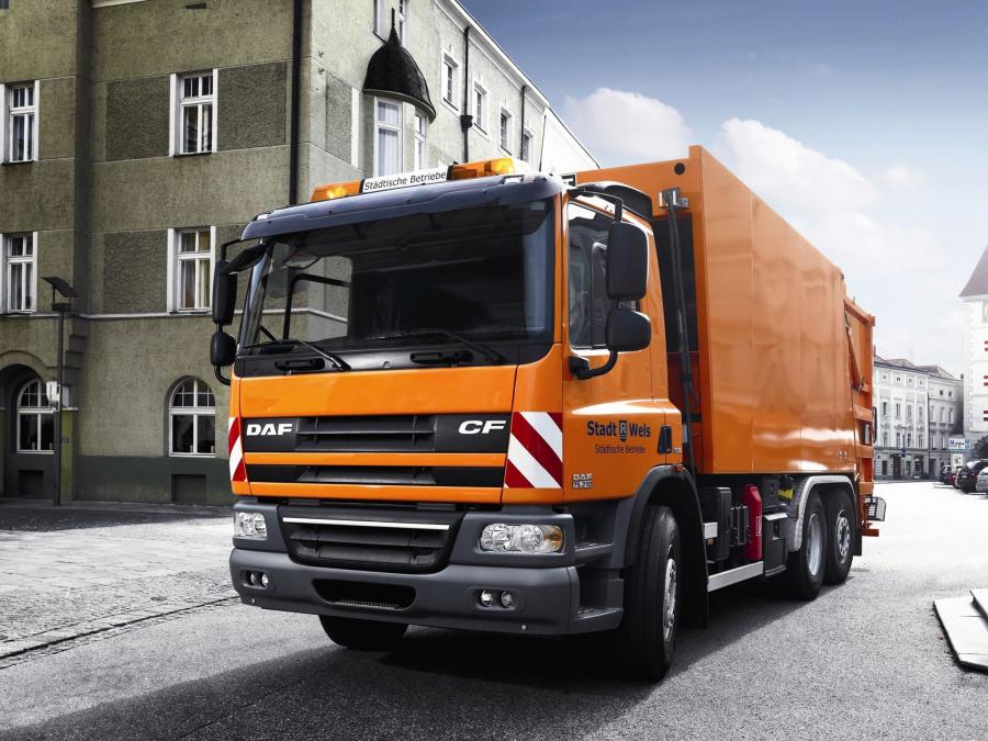 DAF CF75 6x2 FAG Day Cab Rolloffcon 2001 года  (фото 1 из 5)